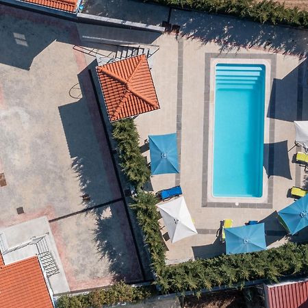 Villa Montes Guesthouse Coja المظهر الخارجي الصورة